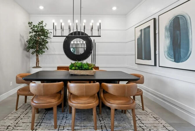 Formal Dining